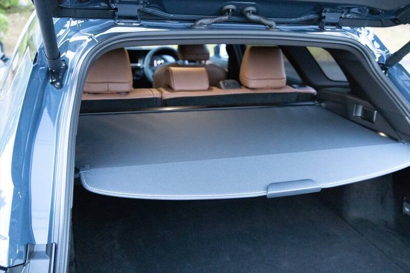 クラウン・エステートで車中泊体験！ 「おもてなし」シートで過ごすぜいたくなドライブ体験