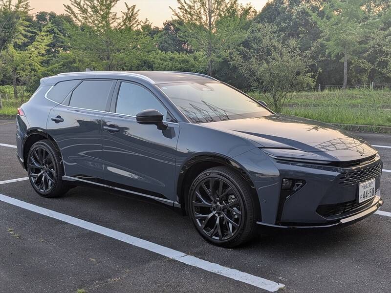 クラウン・エステートで車中泊体験！ 「おもてなし」シートで過ごすぜいたくなドライブ体験