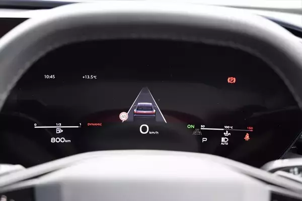 「大きくても惹かれる理由がある! アウディの新型「Q5」は全車マイルドハイブリッド化で隙ナシに」の画像