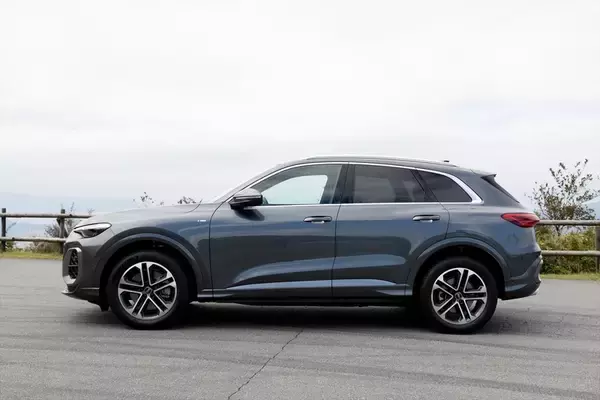 「大きくても惹かれる理由がある! アウディの新型「Q5」は全車マイルドハイブリッド化で隙ナシに」の画像