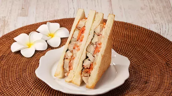 「ローソンに「ガパオ」「ベトナム風サンド」などアジアンメニュー登場！関東甲信越限定」の画像