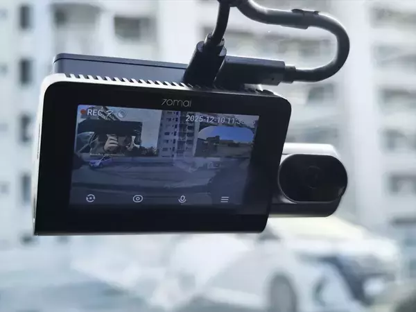 【これはいいドラレコだ！】4Kデュアル＋室内カメラ付き、全方位対応で死角なし