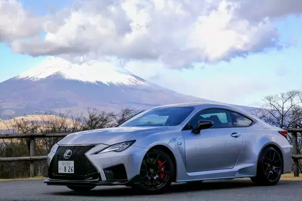 本気で欲しい！ 絶滅危惧種V8 NAを積むレクサス「RC F」、最後にして最高の有終の美に心が震えた
