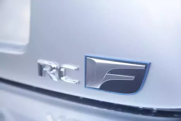 「本気で欲しい！ 絶滅危惧種V8 NAを積むレクサス「RC F」、最後にして最高の有終の美に心が震えた」の画像