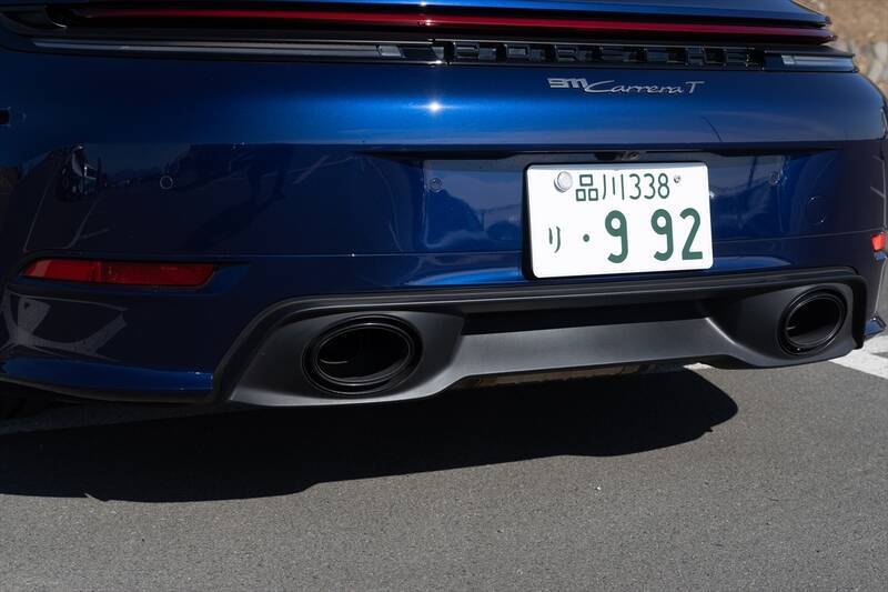 2060万円払って「不便」を買う!? ポルシェ「911 カレラT」が世界一ぜいたくな理由