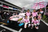 「【快挙】「着せ恋」痛車が富士24時間を制す！ 雨中の“タイヤ無交換”ギャンブルが劇的すぎた」の画像4