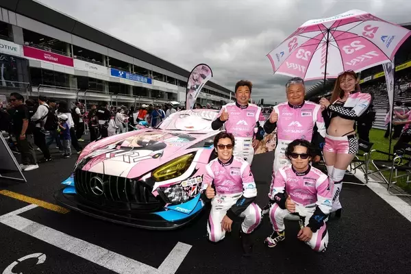「【快挙】「着せ恋」痛車が富士24時間を制す！ 雨中の“タイヤ無交換”ギャンブルが劇的すぎた」の画像