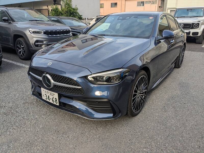 Cクラスに900万円出す価値はあるか？ 豪華装備の「C220d Luxury」に見る、SUVにはないセダンの底力