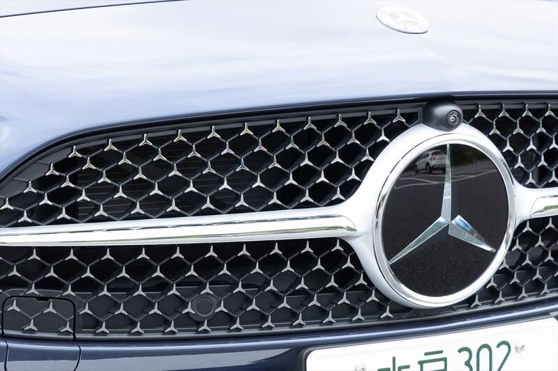 Cクラスに900万円出す価値はあるか？ 豪華装備の「C220d Luxury」に見る、SUVにはないセダンの底力
