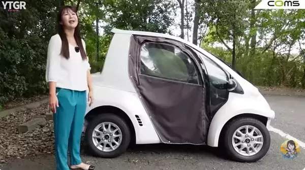 「バイクと軽自動車のいいとこ取り！ 1kmが4円で走れる街乗り最強EV「トヨタ コムス」のヤバすぎる実力」の画像