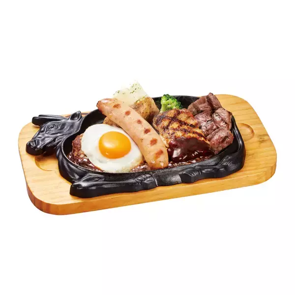「4種の肉がドーン！肉の日限定「よくばりグリル」ステーキもチキンも全部のせ！」の画像