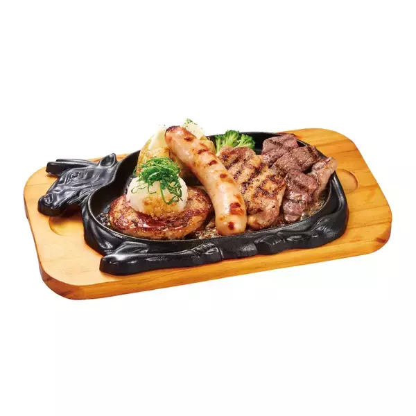 「4種の肉がドーン！肉の日限定「よくばりグリル」ステーキもチキンも全部のせ！」の画像