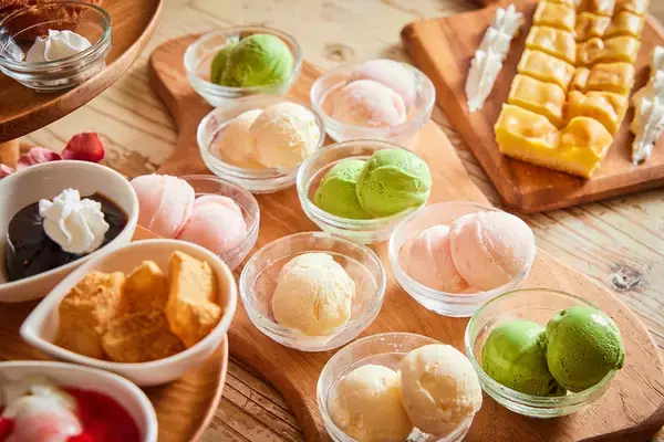 「牛角「デザート食べ放題」を270店舗でスタート！ 「牛角アイス」やケーキを好きなだけ食べられる」の画像