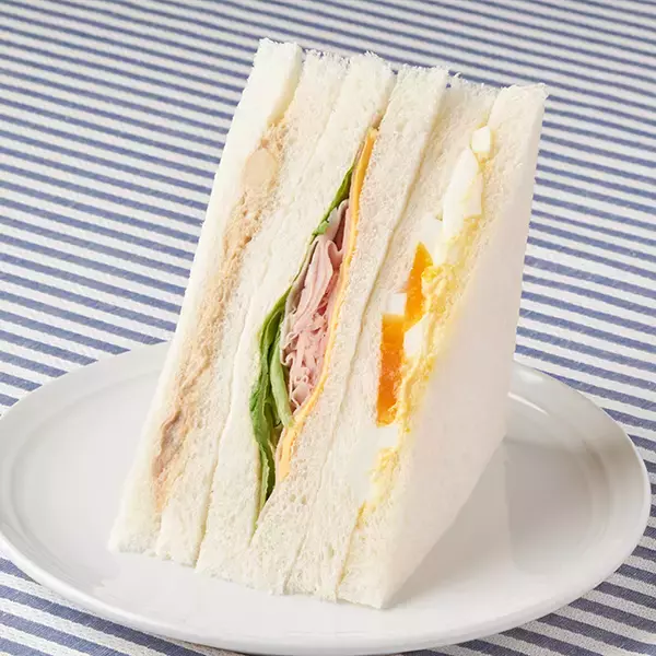 「これいい！ファミマ“パンの耳”使用の「パングラタン」食品ロスの削減へ」の画像