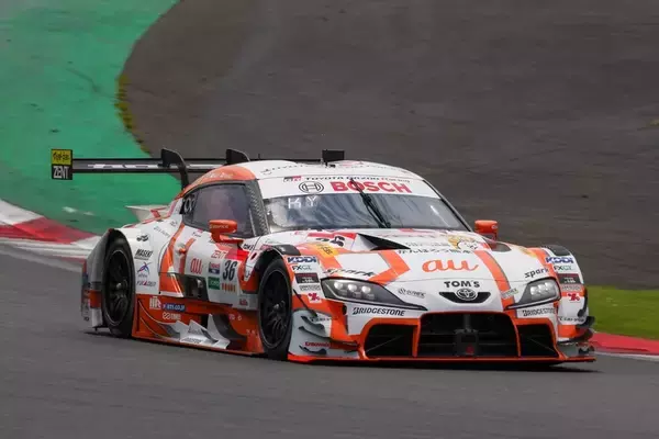 「【SUPER GT】「これは実質優勝だ！」ウェイト80kg＆給油制限の絶望的ハンデを跳ね返したau号の実力」の画像