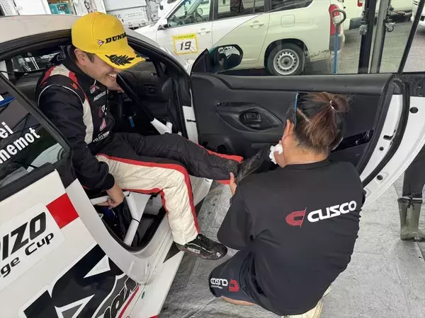 「「絶望のエンジン故障」久万高原ラリーは悪夢のサバイバル！ 梅本まどか、最高の走りを見せた直後のリタイア劇」の画像