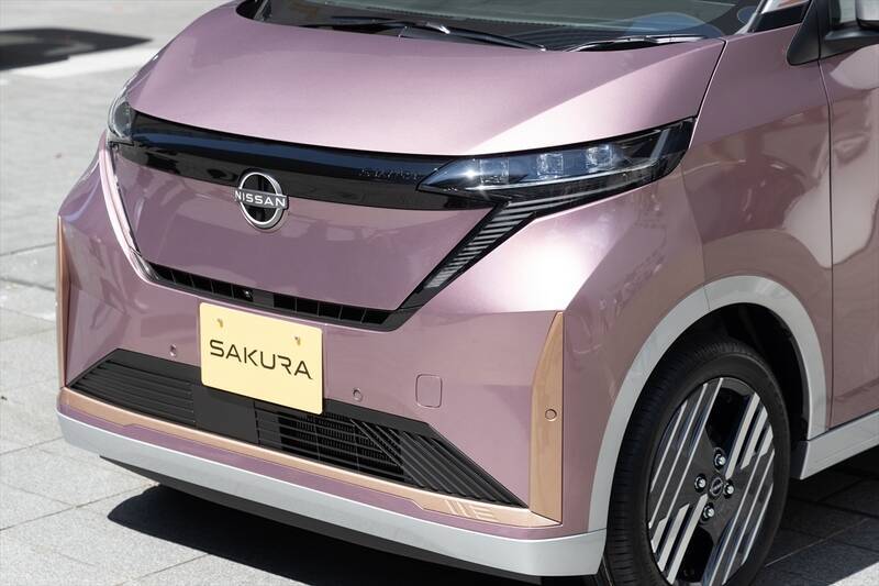 国内EV市場の1/3を占める大ヒット作！ 日産「サクラ」がマイナーチェンジで使い勝手を劇的向上