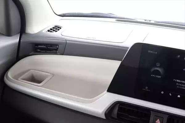 「EVである前に軽自動車。スズキ「eSKY」が示す、日本の日常に寄り添う最適解」の画像