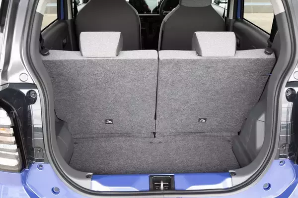 「EVである前に軽自動車。スズキ「eSKY」が示す、日本の日常に寄り添う最適解」の画像