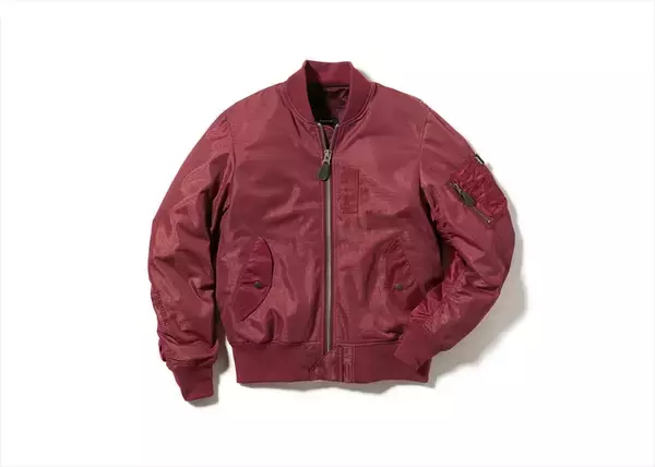 「通気性の良いカワサキ×AVIREXコラボのMA-1はトム・クルーズ気分になれる」の画像