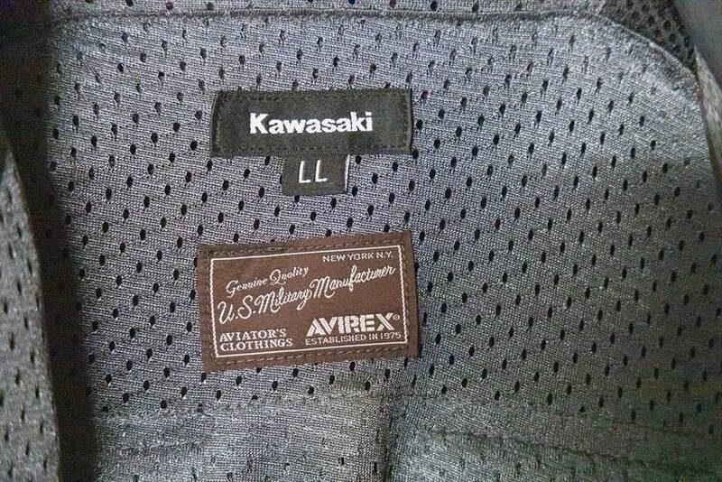 通気性の良いカワサキ×AVIREXコラボのMA-1はトム・クルーズ気分になれる
