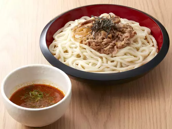 「うどん3玉まで同一価格！得得「肉祭り」で牛肉たっぷり夏メニュー」の画像