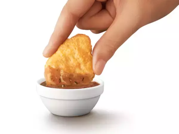 「マクドナルド秋の風物詩「月見」始まる 今年は甘辛い「こく旨 すき焼き月見」新登場」の画像