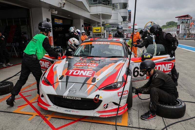 日本唯一の24時間レースにドライバーとして参戦！ 天候やトラブルに泣かされるも無事完走