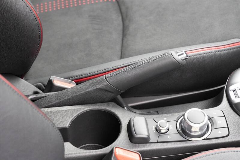 さよならMAZDA2。消えゆくマツダの看板小型車は「今こそ買うべき最強のホットハッチ」だった
