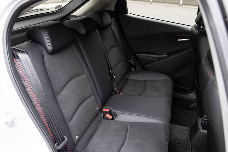 さよならMAZDA2。消えゆくマツダの看板小型車は「今こそ買うべき最強のホットハッチ」だった