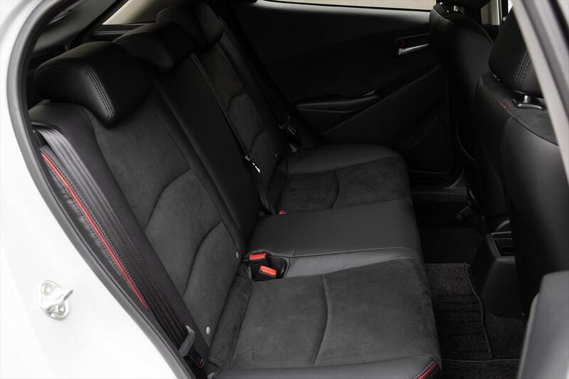 さよならMAZDA2。消えゆくマツダの看板小型車は「今こそ買うべき最強のホットハッチ」だった