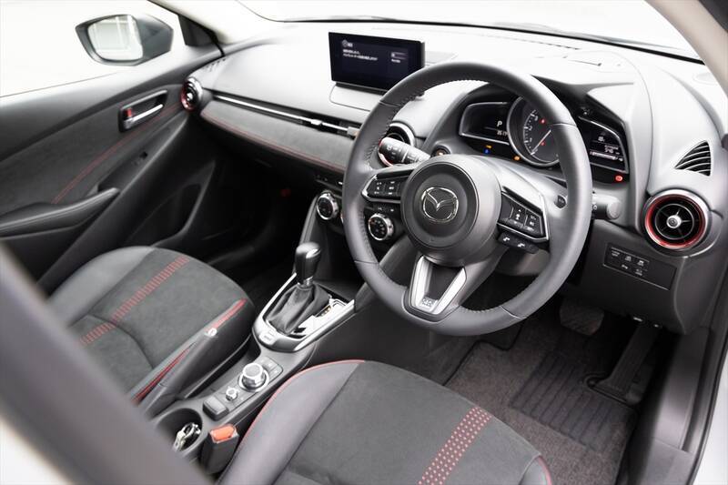 さよならMAZDA2。消えゆくマツダの看板小型車は「今こそ買うべき最強のホットハッチ」だった