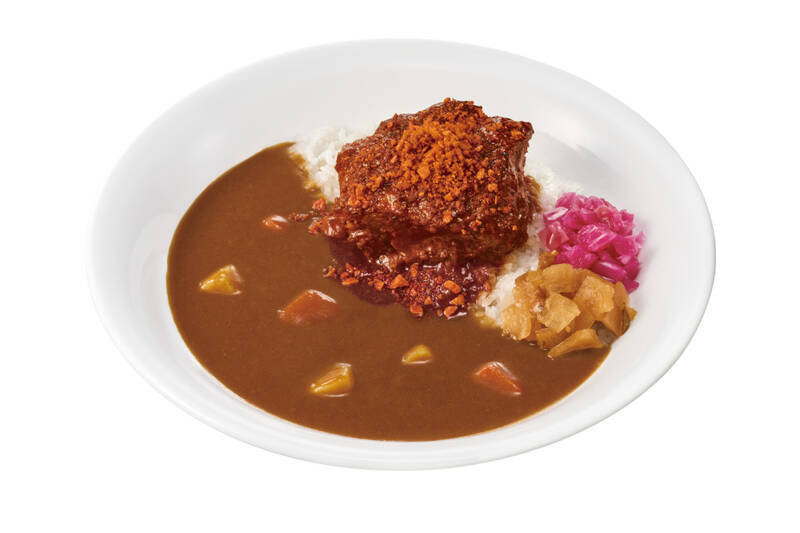 超ボリュームカレーきた！ すき家「ポークロックカレー」は肉トリプル＆メガも