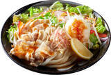 「うまそ！「豚しゃぶサラダうどん」シャキシャキ薬味×ポン酢で進みそう」の画像3