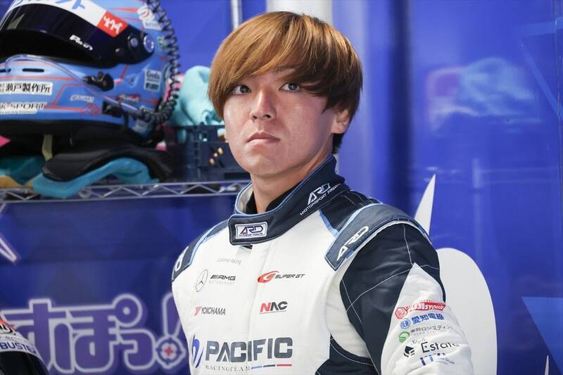 雨で予選中止のSUPER GT 第6戦！ ウェット路面でグランツーリスモ王者の冨林が粘りの走り