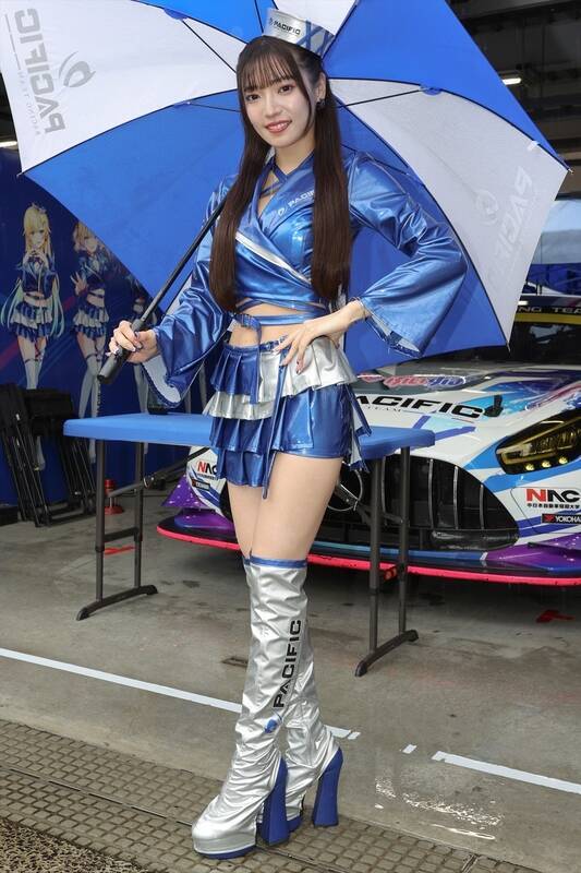 雨で予選中止のSUPER GT 第6戦！ ウェット路面でグランツーリスモ王者の冨林が粘りの走り