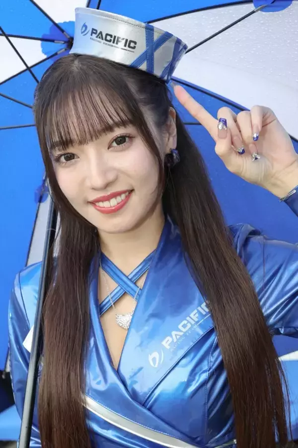 「雨で予選中止のSUPER GT 第6戦！ ウェット路面でグランツーリスモ王者の冨林が粘りの走り」の画像