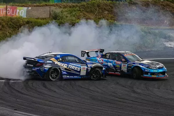 「D1GP第5～6戦・エビスでTOYO TIRESが天を味方につけて2連勝！」の画像