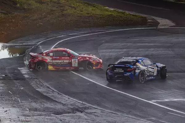 「D1GP第5～6戦・エビスでTOYO TIRESが天を味方につけて2連勝！」の画像