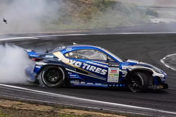 「D1GP第5～6戦・エビスでTOYO TIRESが天を味方につけて2連勝！」の画像