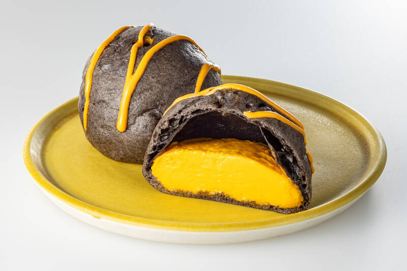 セブンに「ハロウィン」限定の7品が登場！黒×オレンジがｶﾜｲｲ!!