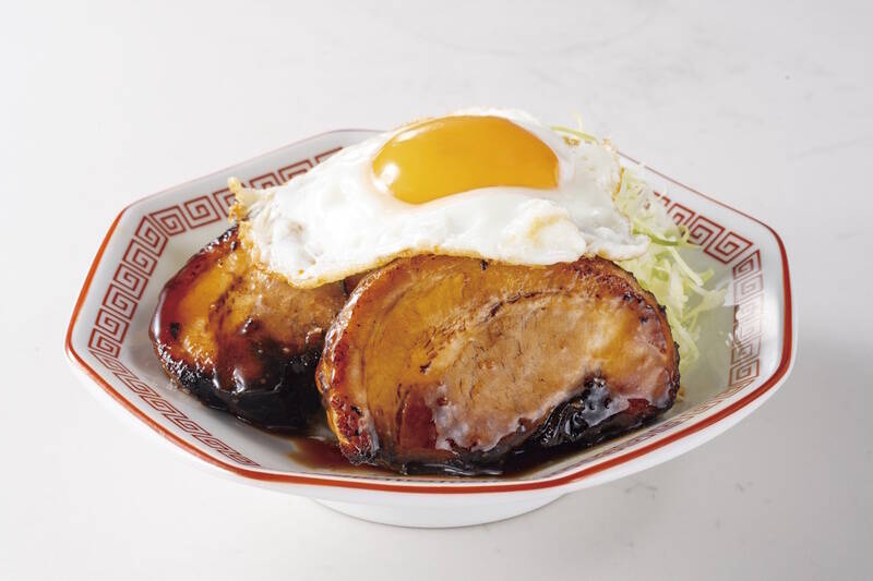 超絶やわらか！ 大阪王将「チャーシューエッグ」、肉をMAX3枚まで選べる