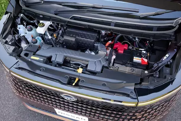 「打倒アルファードの大本命！ 日産復活の狼煙、新型「エルグランド」が示す高級ミニバンの最適解」の画像