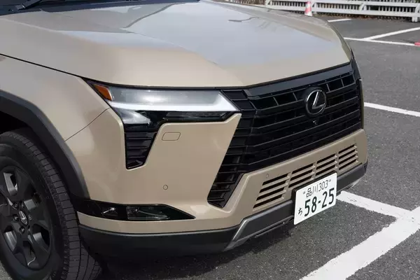 「「ランクル250＆レクサスGX」徹底比較！ ディーゼルの無骨さ vs V6ツインターボの洗練！」の画像