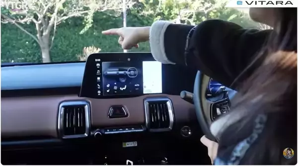 「あのジムニーノマドより小回りが利く!? 街乗りに最適すぎるスズキのEV「eビターラ」」の画像