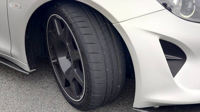 さらばA110。プロが自腹買いする名車。最後の過激な限定車「アルピーヌ A110 R 70」の魔力