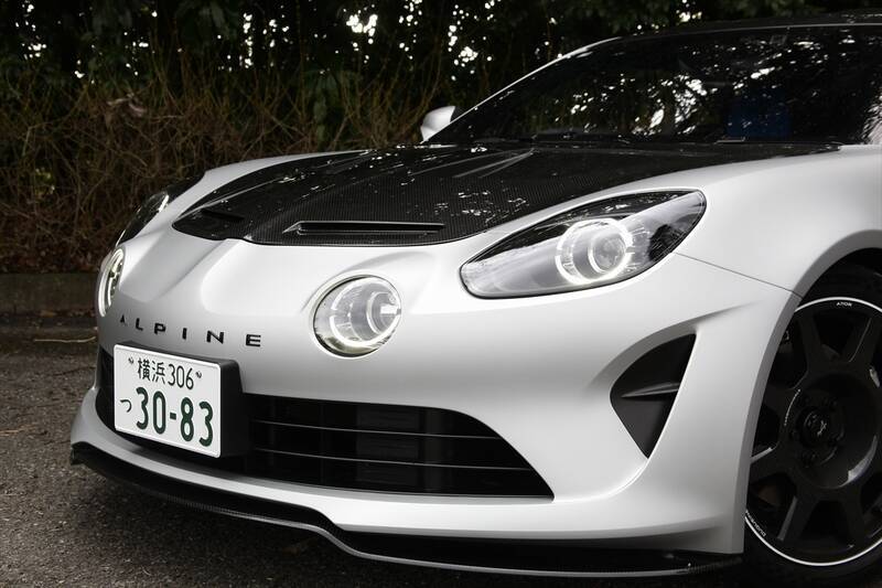 さらばA110。プロが自腹買いする名車。最後の過激な限定車「アルピーヌ A110 R 70」の魔力
