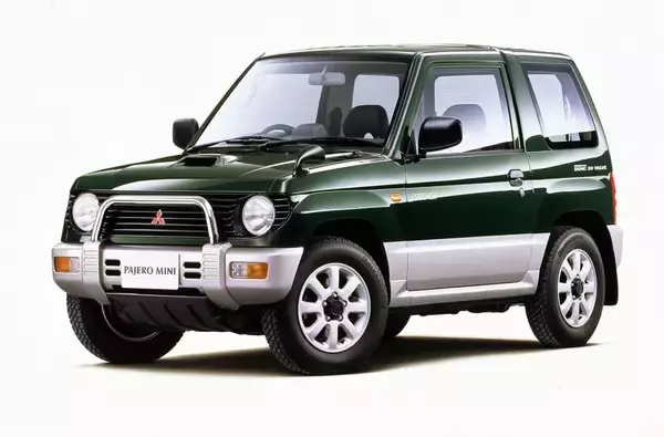 「三菱「パジェロ」復活へ！ 7年ぶりに帰ってくる“伝説のクロカンSUV”、2026年秋に世界初公開」の画像