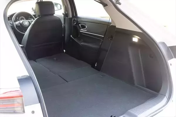 「【2025年版】400万円以下でオススメのコンパクトSUVは？ 国内外モデルを比較した」の画像