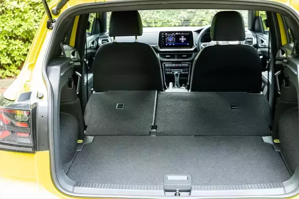 「【2025年版】400万円以下でオススメのコンパクトSUVは？ 国内外モデルを比較した」の画像